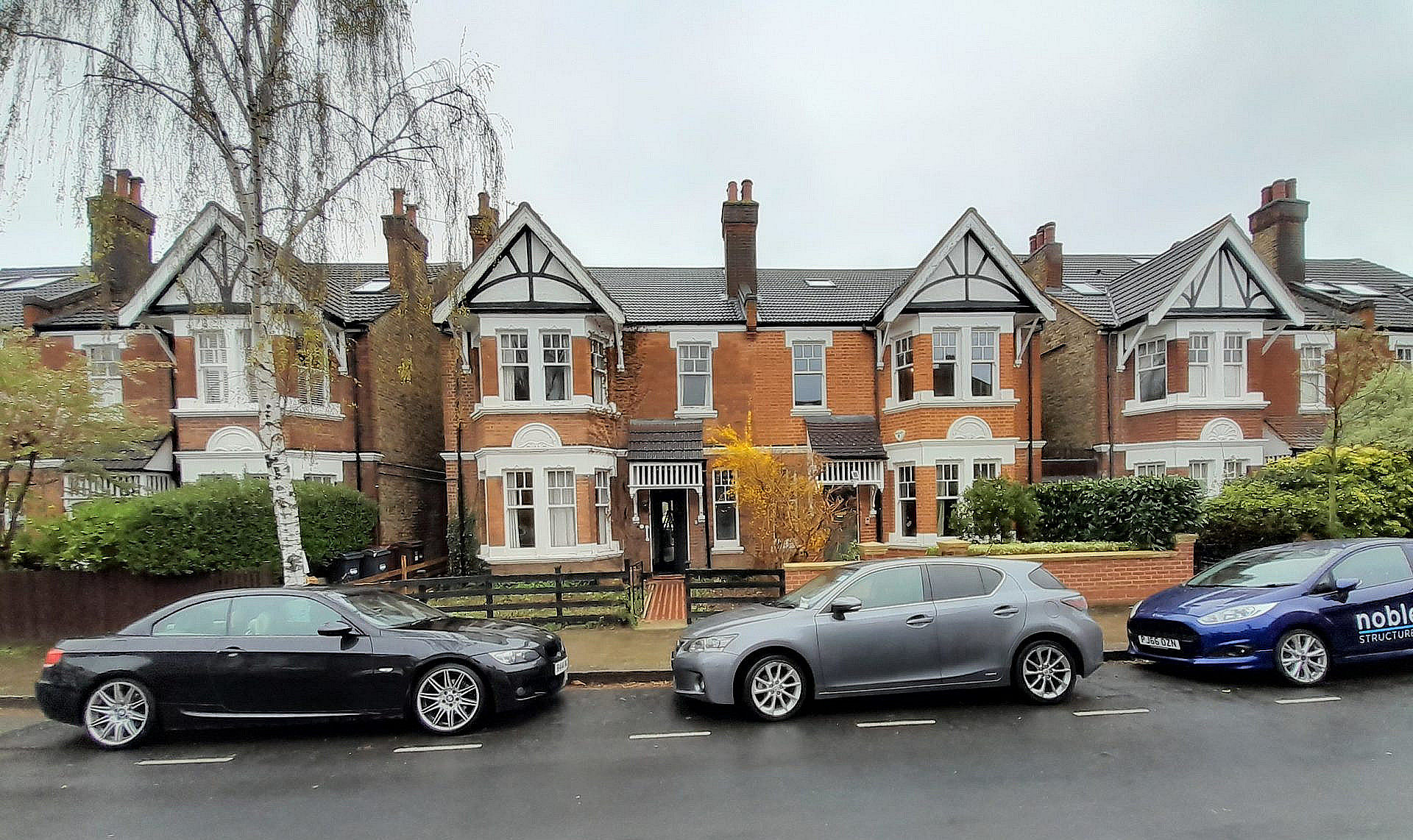 Hadley Gardens Noble Structures